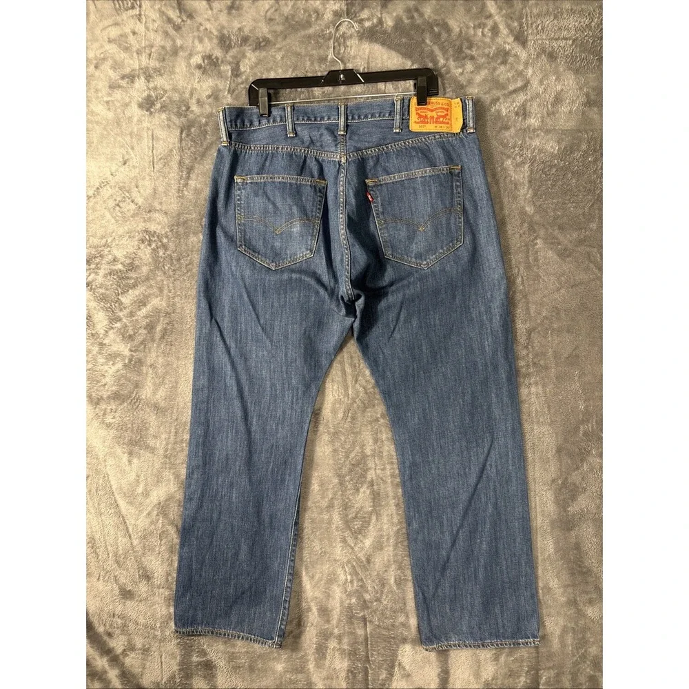 Levis 501 Original Fit Jeans Mens 38x30 Medium Wash Blue Straight Leg Button Fly